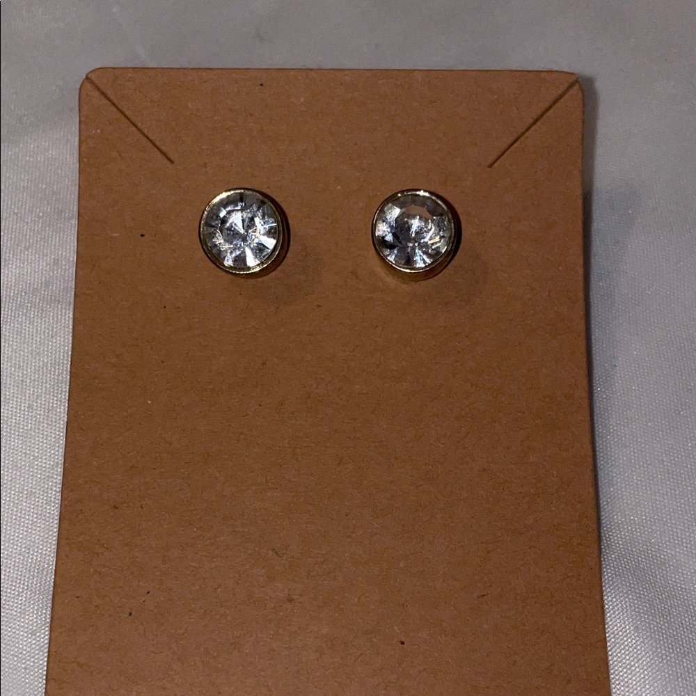 BOGO Clear stone earrings in a silver setting